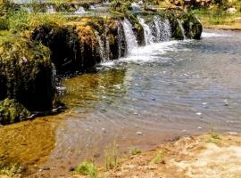 Amoudou Lodge Camp, hotel v destinaci Tissint