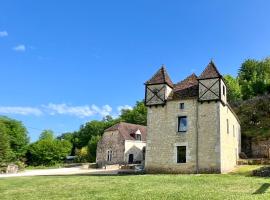 Le gîte du Moulin de la Garrigue, alojamento para férias em Champagnac