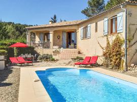 Lovely Home In Cruzy With Private Swimming Pool, Can Be Inside Or Outside, hotel Cruzyben