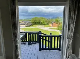 Meadow View Lodge with stunning views