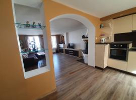 Къща за гости Роден край 2, holiday rental in Elena