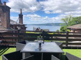 The Coach House, hotel with parking in Skelmorlie