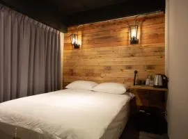 The Rooms Inn