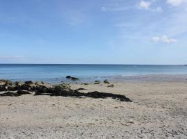 Lil' Nauti, hotel with parking in Pentewan