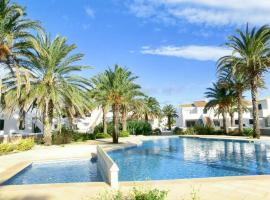 Lujo en Menorca, Ciutadella, piscina, padel, aparcamiento, apartmán v destinácii Sa Caleta