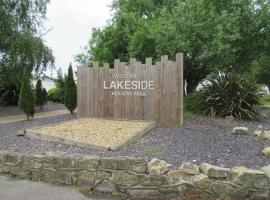 Chichester Lakeside Self-Catering Holiday Home、チチェスターのグランピング施設