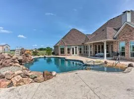 Chic Ranch Villa Less Than 5 Mi to Lake Ray Roberts!