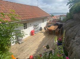 Cozy house in central Lysekil, 4-6 beds、リューセヒールのホテル