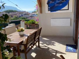 Blue Portrait House, hotel v destinaci Golfo Aranci