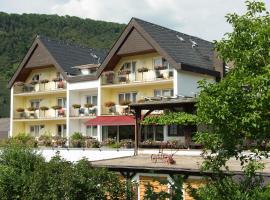 Weinhotel Sonnenschein – pensjonat w mieście Ernst