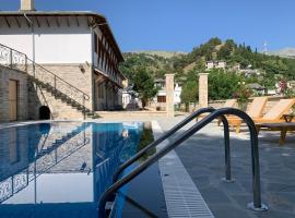 Rose Garden Hotel, hotel en Gjirokastra