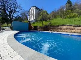 Aurora Resort Tsaghkadzor, By One