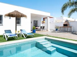 Casa Orilla Sur B, holiday home in El Palmar