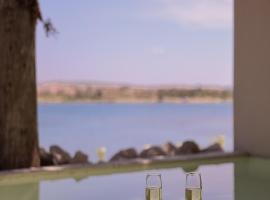 GAIA Alaçatı BY THE SEA - Adult Only, hotel in zona Erythrai Antique City, Çeşme