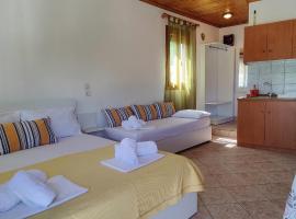 Stella House, cheap hotel in Theologos