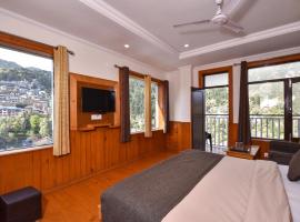 The Posh Hotel near Mall Road with Hassle Free Covered Parking, hotel in McLeod Ganj