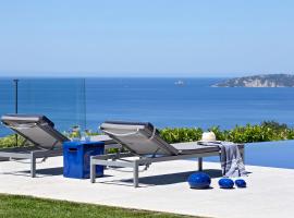 Casa Assisi Luxury New Villa with Private Pool, hotel v destinaci Plateies