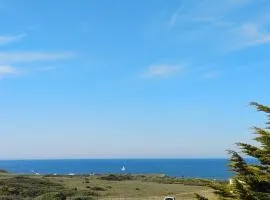 Charmant logement Guidel Plage, vue mer, piscine chauffée, avec une chambre