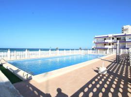 Amazing apartment in Murcia with shared swimming pool, hotell Murcias