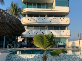 Condominio Agave del Mar، فندق مع موقف سيارات في Coyuca