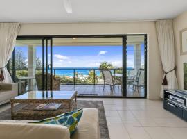 2 Ballin Wonderous White Waters, hotel i Sunshine Beach