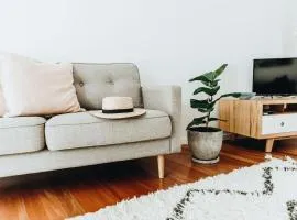 18 Adams St The Beach Shack fabulous location close to the beach
