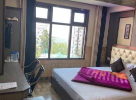 Valley crown B&B, hotel em Shimla