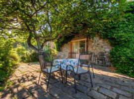 Stella Sud Podere Carbone, farm stay in Grosseto