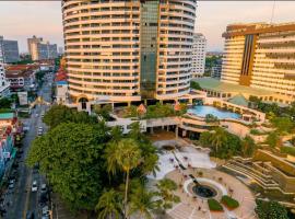 Jomtien PLAZA Condotel, hótel í Jomtien Beach