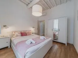32 nero - Florence Apartment San Niccolò