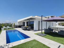 Pool & Snooker Villa, casa de temporada em Finestrat