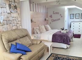 LekkeBly Boutique Loft - Solar, holiday rental in Paternoster