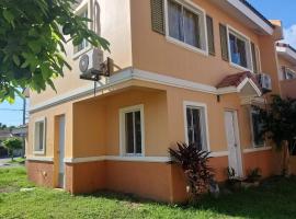 Home Away From Home @ the Heart of Batangas City, vakantiewoning in Batangas City