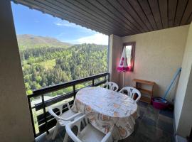 Résidence les Cristallines, hotel in Le Lioran