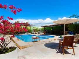Casa com Piscina na Praia do Iguape by Carpediem
