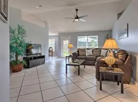Modern Gulf Breeze Getaway Patio, Near Beach