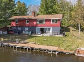 The Banks - Secluded WATERFRONT gem! Kayaks and Canoes included! home