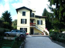 Appartamento Villa Margherita, vila v destinaci Desenzano del Garda
