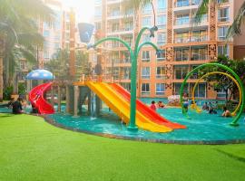 Atlantis Condo Resort GP, hotel a Jomtien Beach