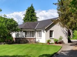 Bridge of Bennie Cottage, hotel in Banchory