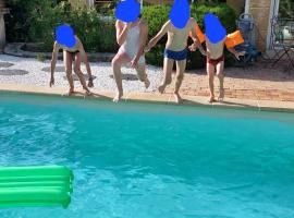 Villa de vacances avec piscine chauffée proche d Anduze, vacation rental in La Barriére