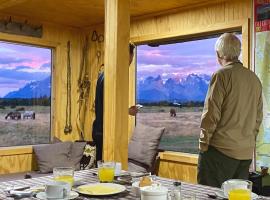 Vista al Paine - Refugio de Aventura, hotell i Torres del Paine