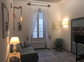 Charmant Studio avec Mezzanine, Climatisé, au Cœur de Menton, Proche Plages et Commerces - FR-1-196-300