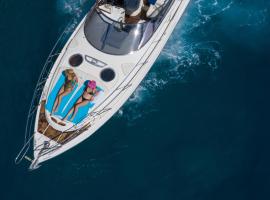 Daily Cruises Private Yachts, alojamiento en un barco en Zakynthos