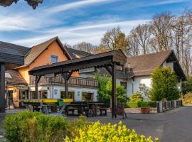 Belvilla Heiderhof in Rheinischen Westerwald، فندق في Obersteinebach