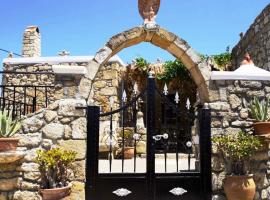 Traditional Creta stone house in serenity village, hotel with parking in Vitsiliá
