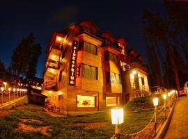 Hotel Pine Spring Gulmarg, hotel i Gulmarg