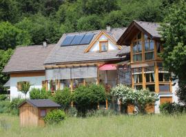 Ferienhaus Familie Zimmermann: Keutschach am See şehrinde bir otel