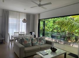 Azuri Apartment 8, beach rental in Roches Noires