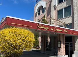 Auberge du Grand Lac, hotel Magog-Orford-ban